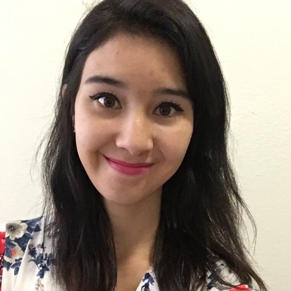 Meet your Posher, Krista - Picture 2 of 6